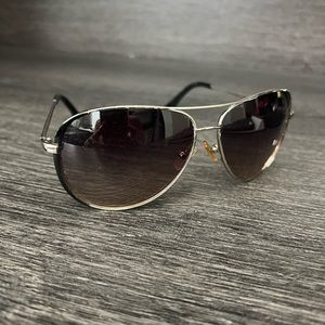 Woman’s Michael Kors sunglasses